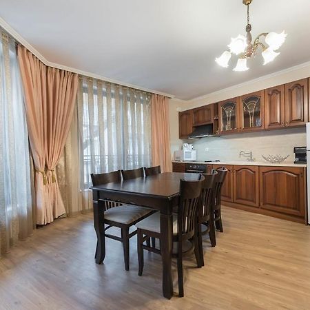 Vazov Residence , Two Bedroom Top Centre Apartment Warna Exterior foto