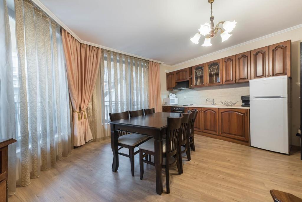 Vazov Residence , Two Bedroom Top Centre Apartment Warna Exterior foto